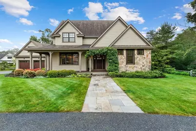 27 Whitehall Circ, Beverly, MA 01915 - Photo 1