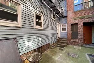 7 Lathrop Pl, Boston, MA 02113 - Photo 1