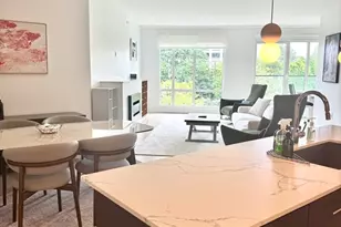 110 Broad St, Boston, MA 02110 - Photo 1