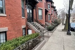 93 E Brookline St, Boston, MA 02118 - Photo 1