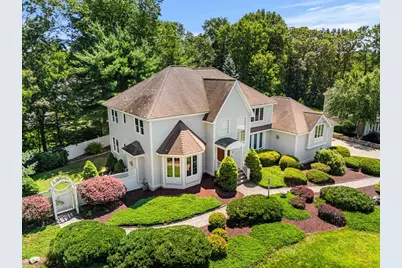 11 Scotland Dr, Andover, MA 01810 - Photo 1