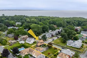 32 Cedar St, Fairhaven, MA 02719 - Photo 1