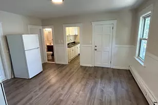 5 Robinson St, Webster, MA 01570 - Photo 1