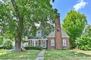 28 Litchfield Ave, Southbridge, MA 01550 - Photo 1