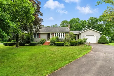 612 N Liberty St, Belchertown, MA 01007 - Photo 1