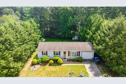 23 Saffron Cir, Springfield, MA 01129 - Photo 1