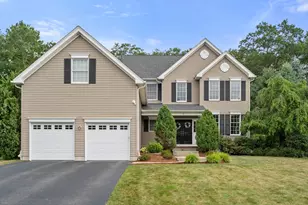 49 Hound Pack Cir, Walpole, MA 02032 - Photo 1