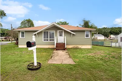 55 Oak Hill Dr, Methuen, MA 01844 - Photo 1