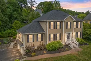 5 Wingate St, Amesbury, MA 01913 - Photo 1