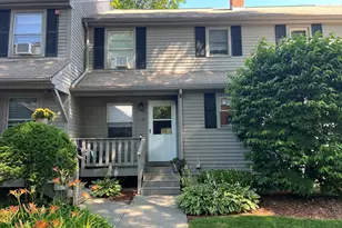 192 Pleasant St, Leominster, MA 01453 - Photo 1