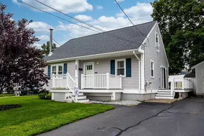 131 King St, Blackstone, MA 01504 - Photo 1