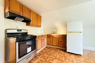 35 Kingston St, Somerville, MA 02144 - Photo 1