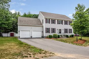 1 Pond View Cir, Shirley, MA 01464 - Photo 1