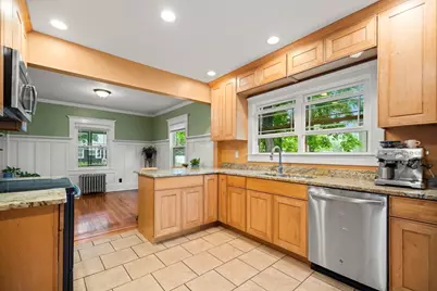 62 Homestead Avenue, Springfield, MA 01151 - Photo 1