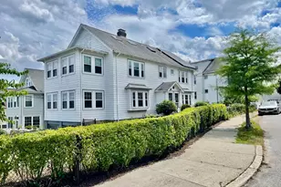 15-17 Edgecliff Rd, Watertown, MA 02472 - Photo 1