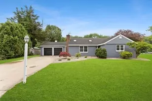 15 Circuit Dr, Rehoboth, MA 02769 - Photo 1