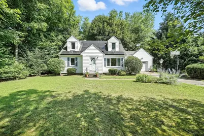 33 West St, Easthampton, MA 01027 - Photo 1