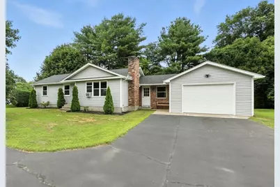 6 Oakridge Cir, Easthampton, MA 01027 - Photo 1