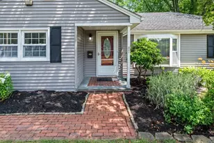 97 Crescent St, Shrewsbury, MA 01545 - Photo 1