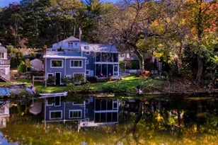 9 Stonecleve Rd, Wellesley, MA 02482 - Photo 1