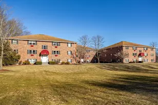 13 Cross St, Chelmsford, MA 01863 - Photo 1