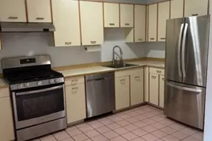 95 Tennis Plaza Rd, Dracut, MA 01826 - Photo 1