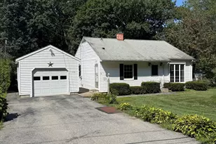 570 Sutton St, Northbridge, MA 01534 - Photo 1