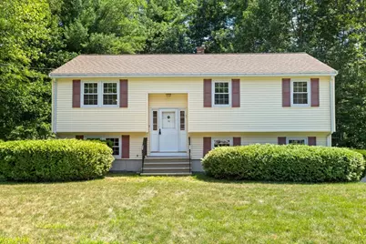 19 Douglas Dr, Ayer, MA 01432 - Photo 1