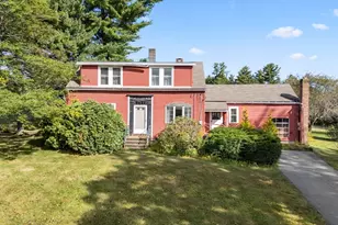 101 Brintnal Dr, Rutland, MA 01543 - Photo 1