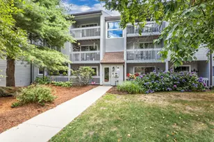 2209 Franklin Crossing Rd, Franklin, MA 02038 - Photo 1