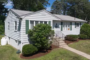 10 Rochelle St, Auburn, MA 01501 - Photo 1