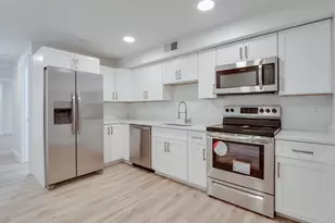 14 William St, Worcester, MA 01609 - Photo 1