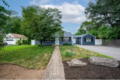 11 Savoy St, Worcester, MA 01607 - Photo 1