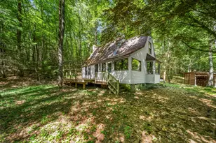 180 Holtshire Rd, Orange, MA 01364 - Photo 1