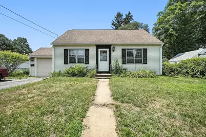 4 Salem St, Palmer, MA 01069 - Photo 1