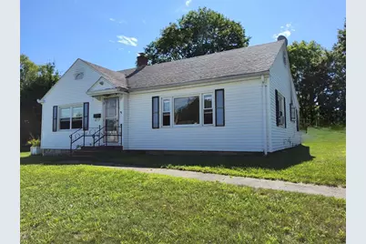 6 Crosby St, Webster, MA 01570 - Photo 1