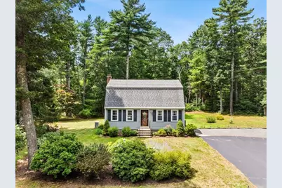 13 Thatcher St, Carver, MA 02330 - Photo 1