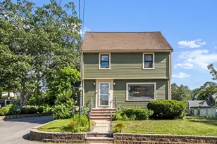 20 Curtis St, Wakefield, MA 01880 - Photo 1