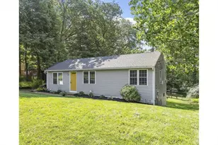 11 Lillian Dr, Ashburnham, MA 01430 - Photo 1