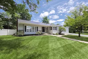 44 Ellis Dr, Worcester, MA 01609 - Photo 1