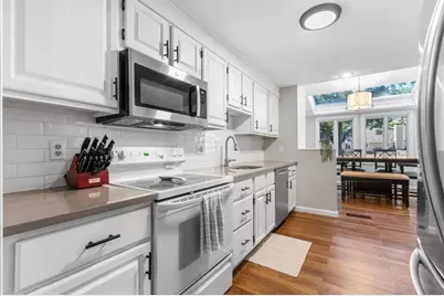 208 Brickett Hill Cir #208, Haverhill, MA 01830 - Photo 1