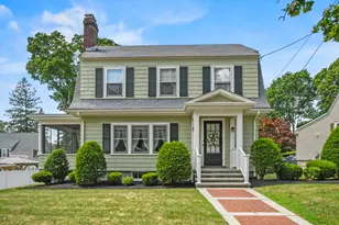 4 Keene St, Stoneham, MA 02180 - Photo 1