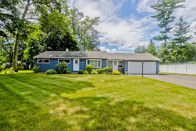 152 Druid Hill Rd, Springfield, MA 01129 - Photo 1