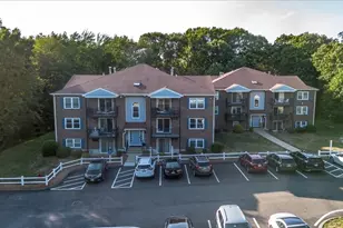 610 S Franklin St, Holbrook, MA 02343 - Photo 1