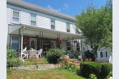 79 Woburn St #1, Reading, MA 01868 - Photo 1