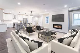 27 Middle St, Waltham, MA 02451 - Photo 1