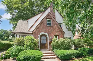 20 Bangor St, Springfield, MA 01118 - Photo 1