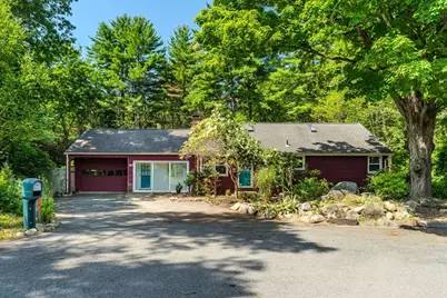 40 Alamo Ct, Northampton, MA 01062 - Photo 1