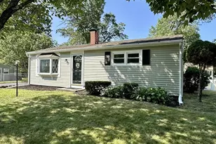 17 Rondeau Rd, Bellingham, MA 02019 - Photo 1