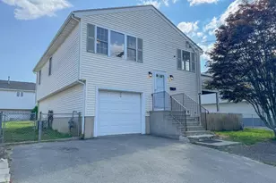 899 Warren St, Fall River, MA 02721 - Photo 1